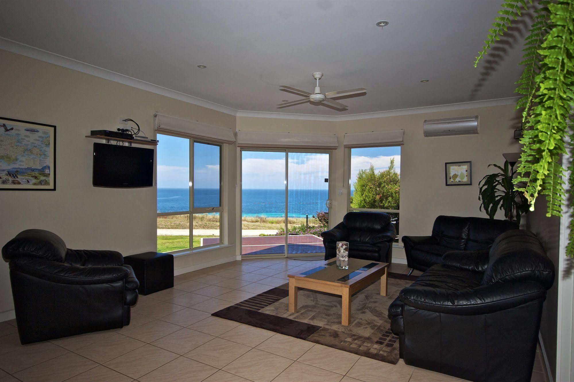Searenity Holiday Accommodation Emu Bay エクステリア 写真